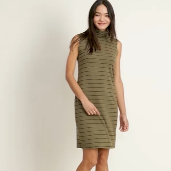 old navy turtleneck dress